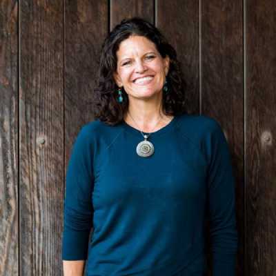 Dr Mindy Pelz